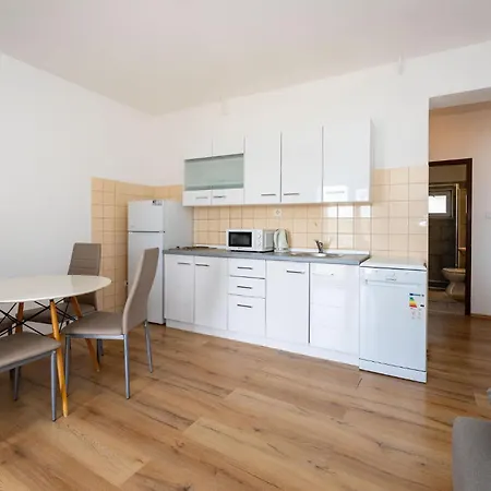 Apartman Gorgeous In Posedarje